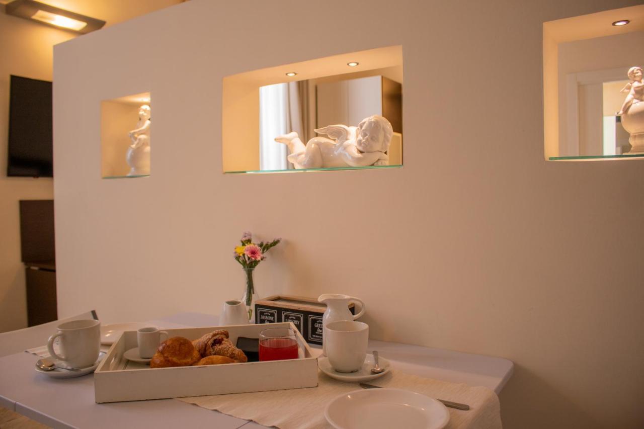 Apollo Suites Лечче Экстерьер фото