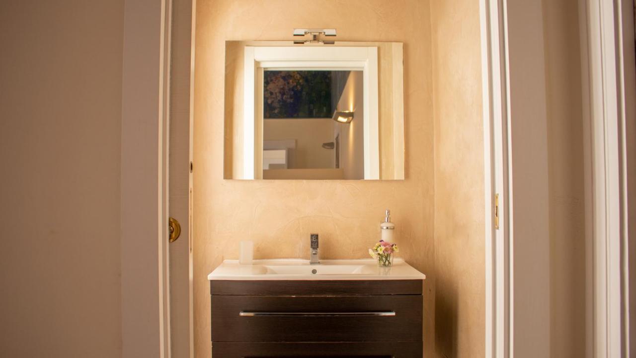 Apollo Suites Лечче Экстерьер фото