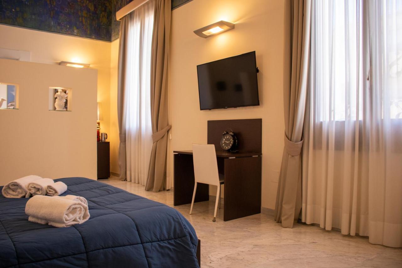 Apollo Suites Лечче Экстерьер фото