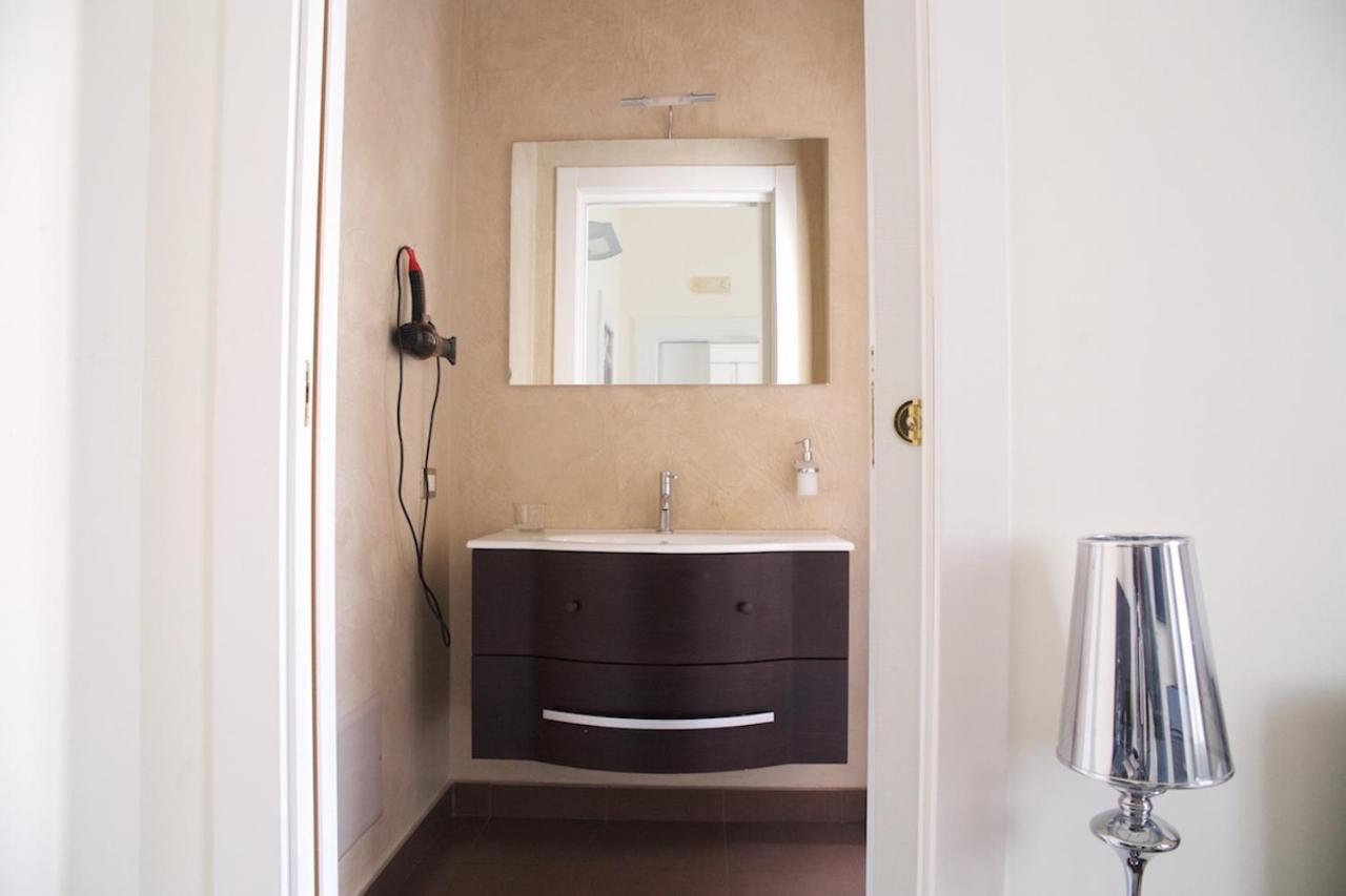 Apollo Suites Лечче Экстерьер фото