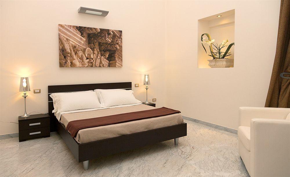 Apollo Suites Лечче Экстерьер фото